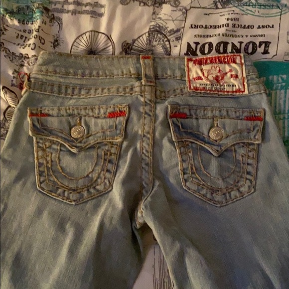 NEW NEVER WORN TRUE RELIGON JEANS - Picture 3 of 4